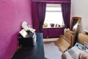 BAYARD AVENUE- click for photo gallery